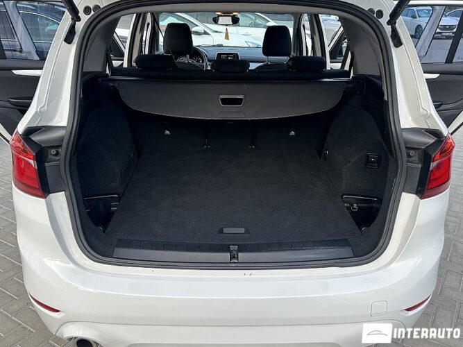 BMW 216d 46 interauto-car
