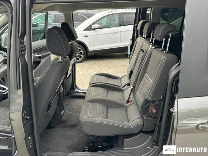Ford Tourneo Connect 43 interauto-car