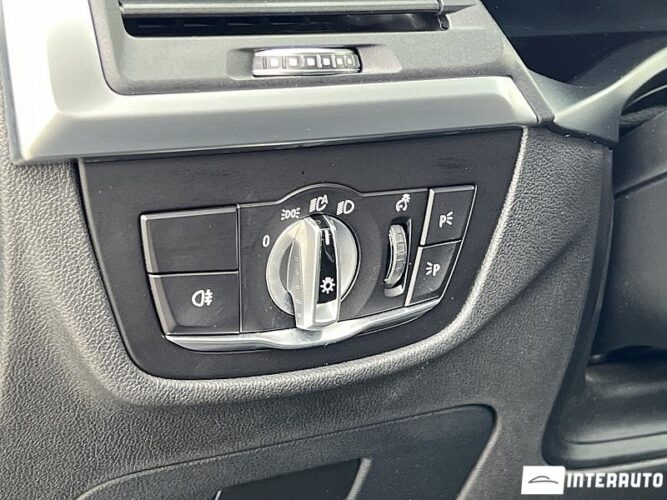 BMW X3 3.0e 59 interauto-car