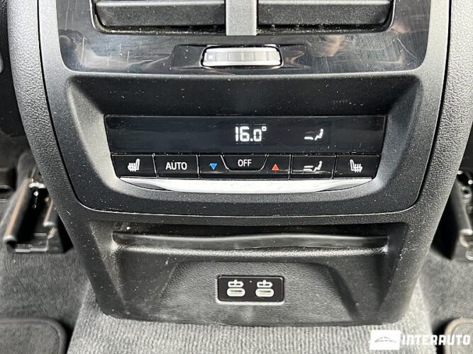 BMW X3 3.0e 51 interauto-car