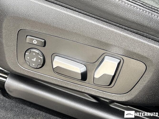 BMW X3 3.0e 60 interauto-car