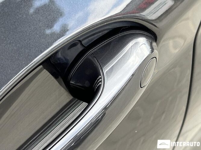 BMW X3 3.0e 55 interauto-car