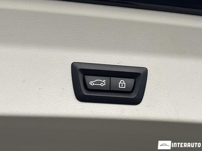 BMW X3 3.0e 61 interauto-car