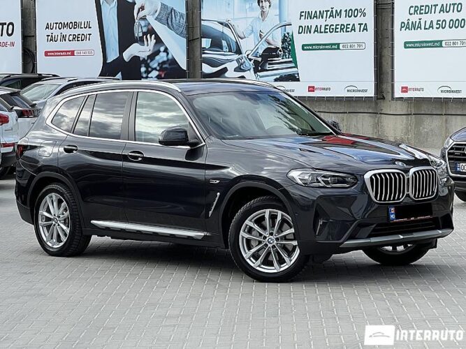 BMW X3 3.0e 37 interauto-car
