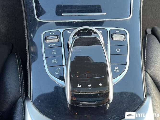 Mercedes GLC 350e 42 interauto-car