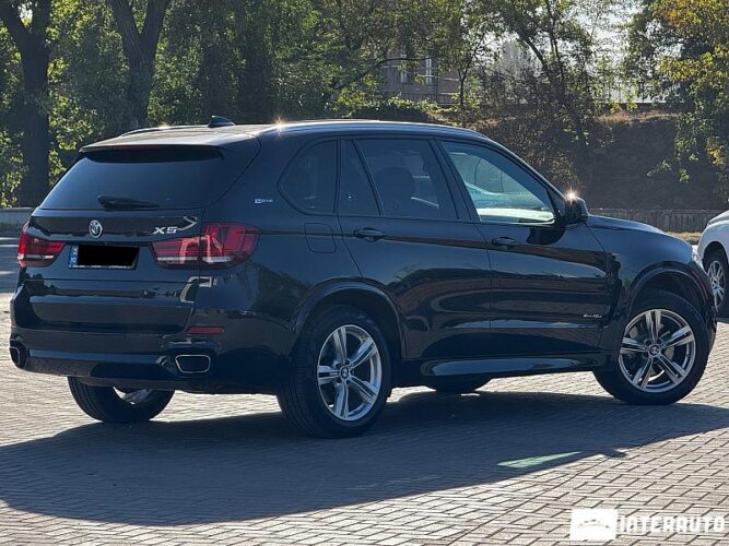 BMW X5 4.0e 37 interauto-car