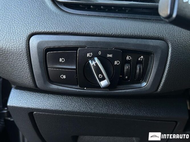 BMW 216d 37 interauto-car