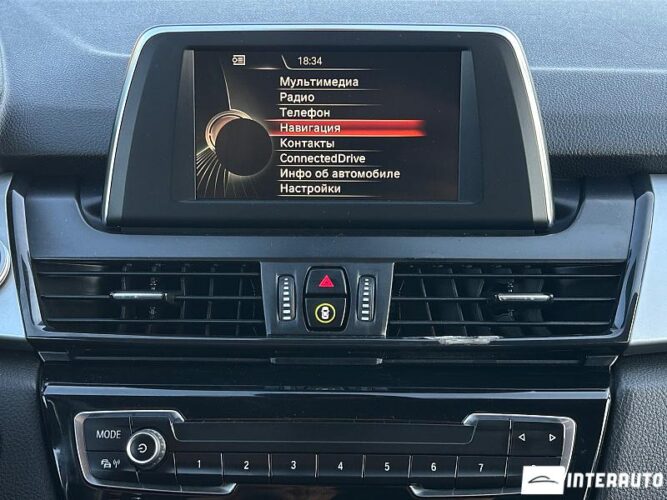 BMW 216d 41 interauto-car