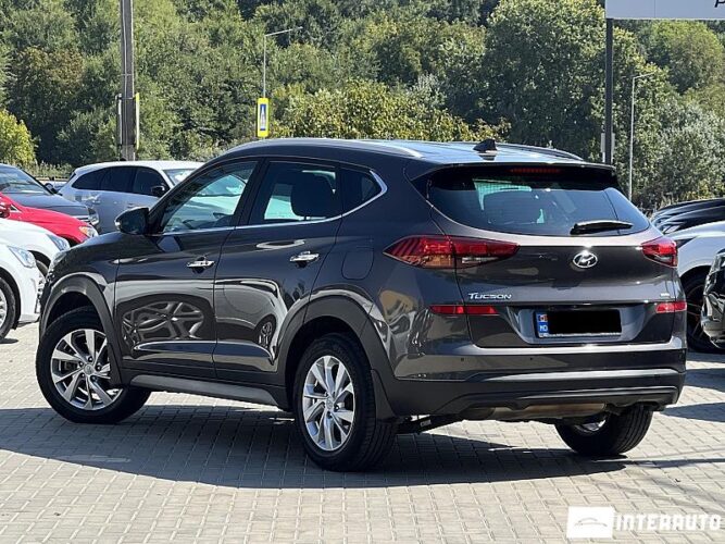 Hyundai Tucson 33 interauto-car