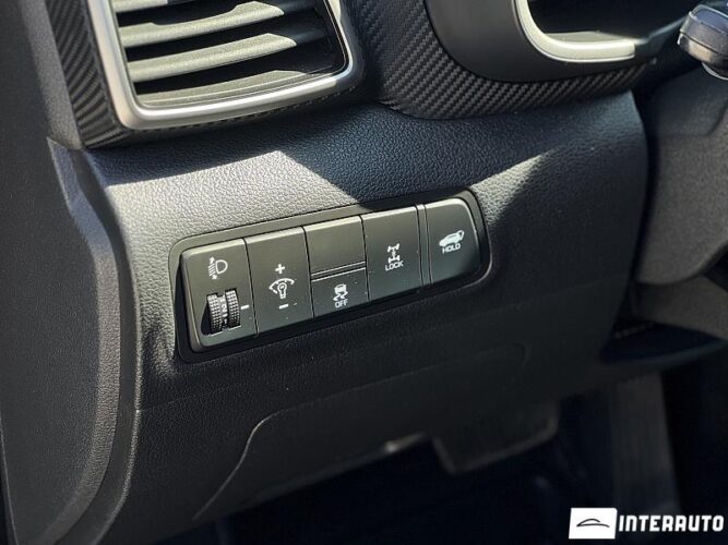 Hyundai Tucson 43 interauto-car