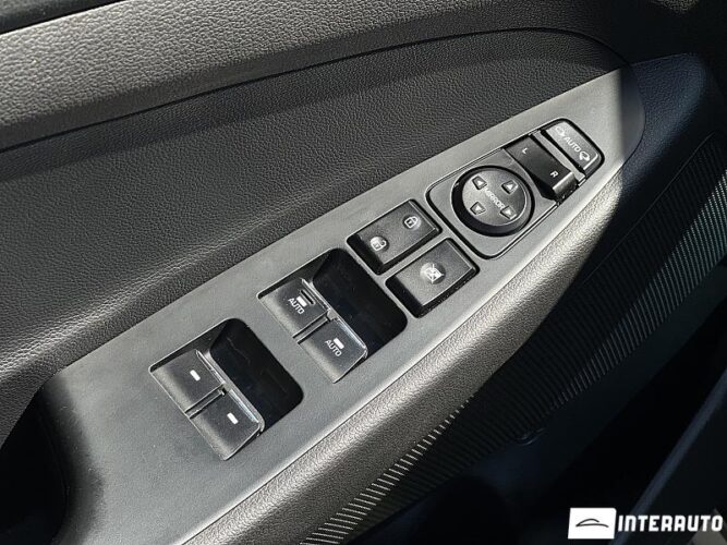 Hyundai Tucson 46 interauto-car