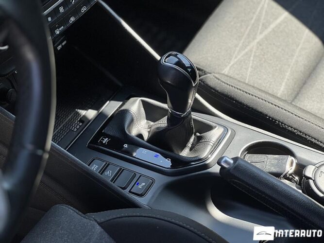 Hyundai Tucson 40 interauto-car