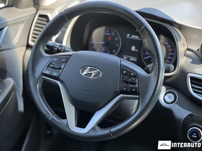 Hyundai Tucson 36 interauto-car