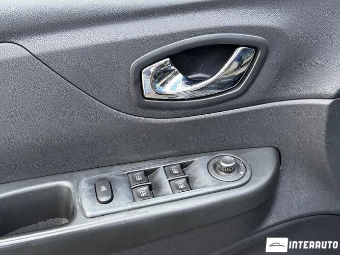 Renault Captur 41 interauto-car