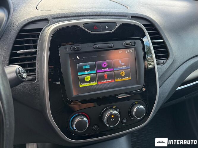 Renault Captur 39 interauto-car