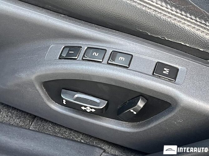 Volvo V 60 47 interauto-car