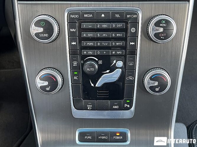 Volvo V 60 39 interauto-car