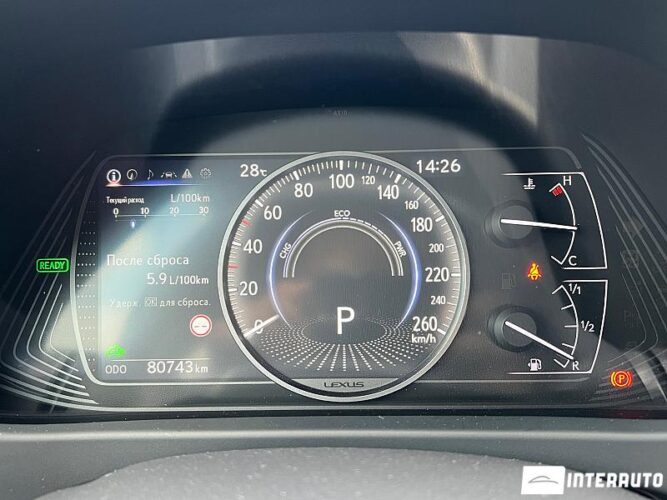 Lexus UX 250h 36 interauto-car