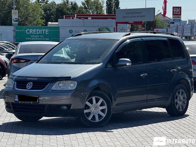 Volkswagen Touran 22 interauto-car
