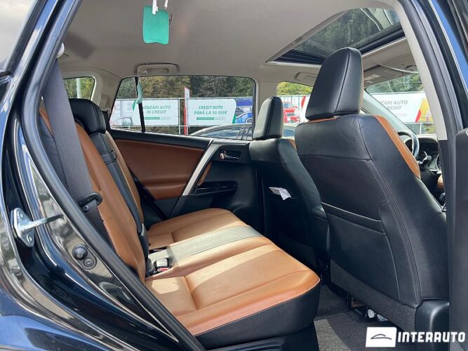 Toyota Rav-4 41 interauto-car