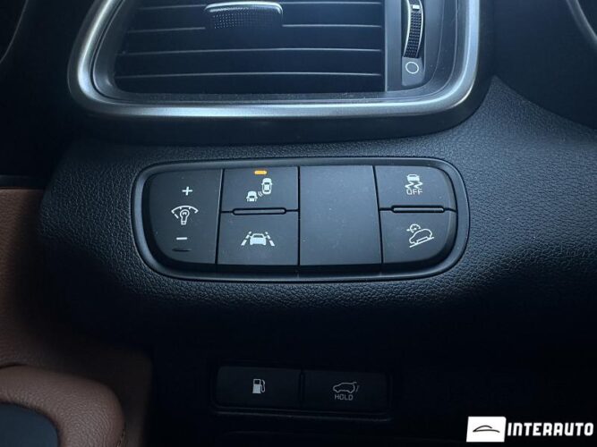Kia Sorento 49 interauto-car