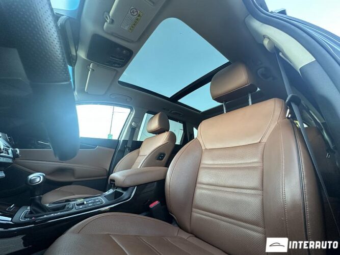 Kia Sorento 58 interauto-car