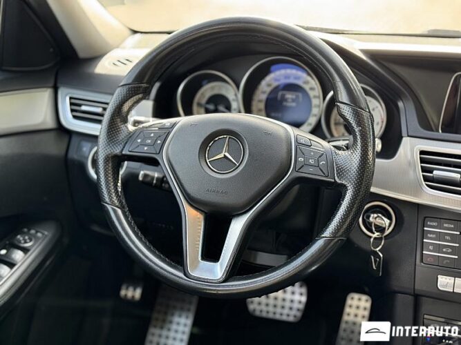 Mercedes E 220 39 interauto-car