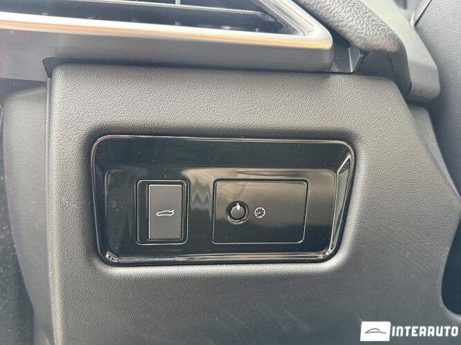 Jaguar XE 48 interauto-car