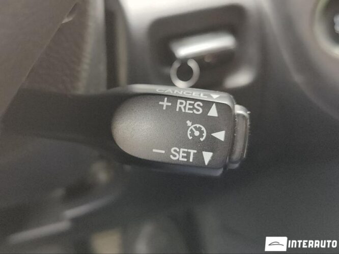 Toyota Corolla Verso 42 interauto-car