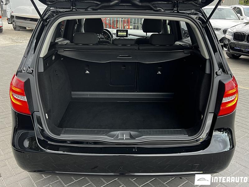 Mercedes B 180 25 automobil-interauto