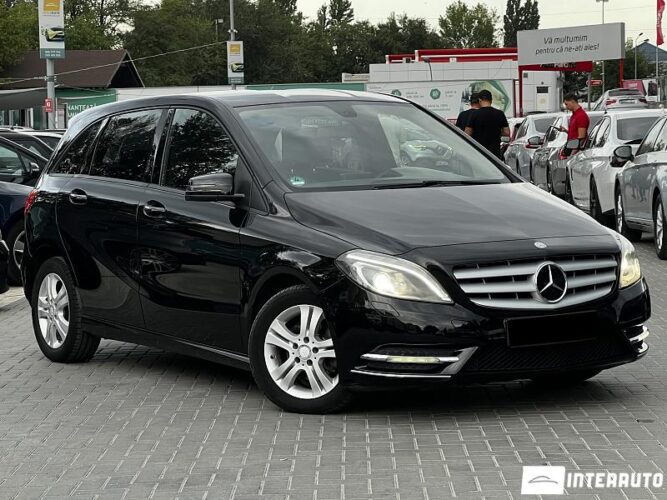 Mercedes B 180 27 interauto-car