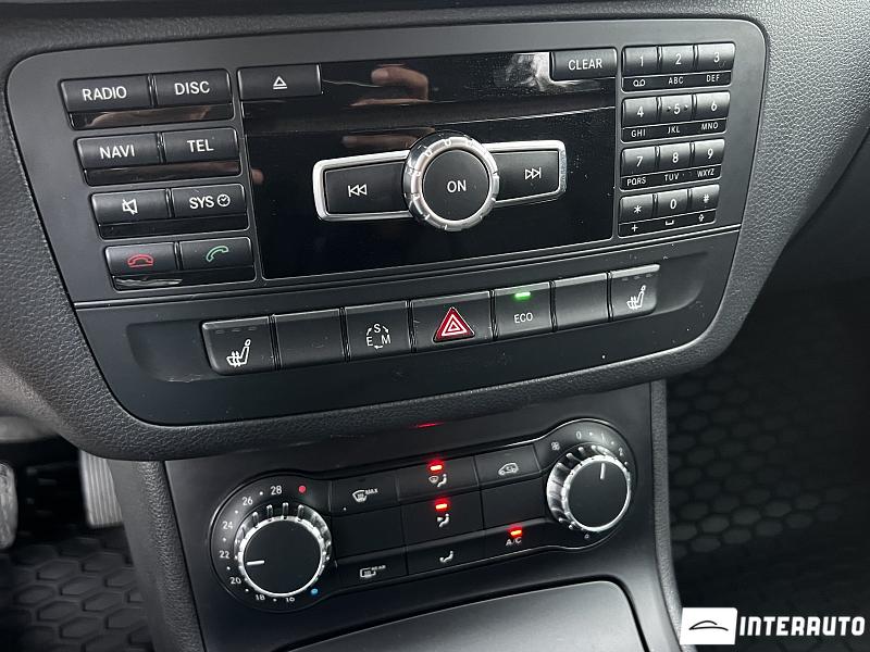 Mercedes B 180 22 automobil-interauto