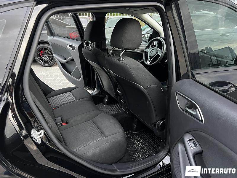 Mercedes B 180 18 automobil-interauto