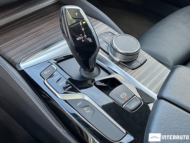 BMW 530e 49 interauto-car