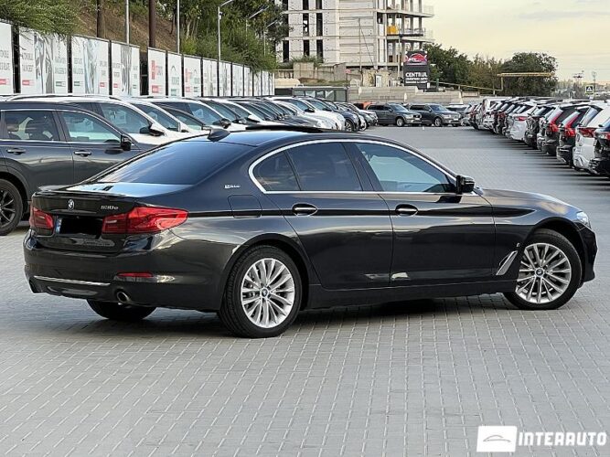 BMW 530e 39 interauto-car