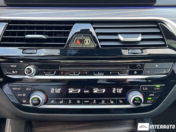 BMW 530e 47 interauto-car