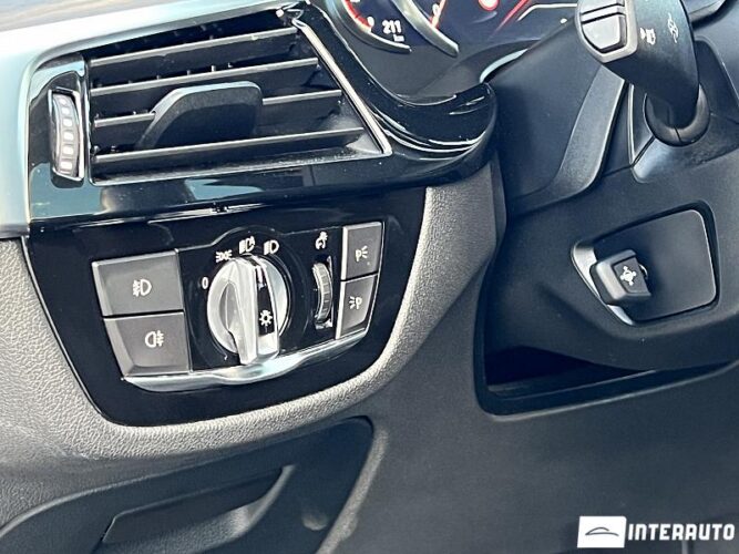 BMW 530e 58 interauto-car