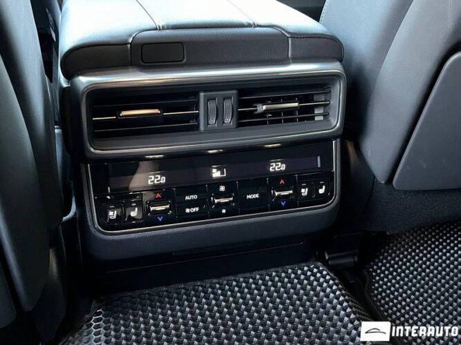 Lexus LX 500d 59 interauto-car