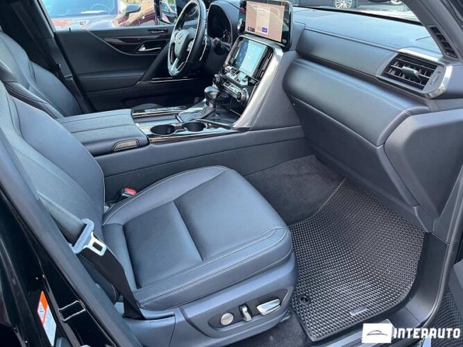 Lexus LX 500d 44 interauto-car