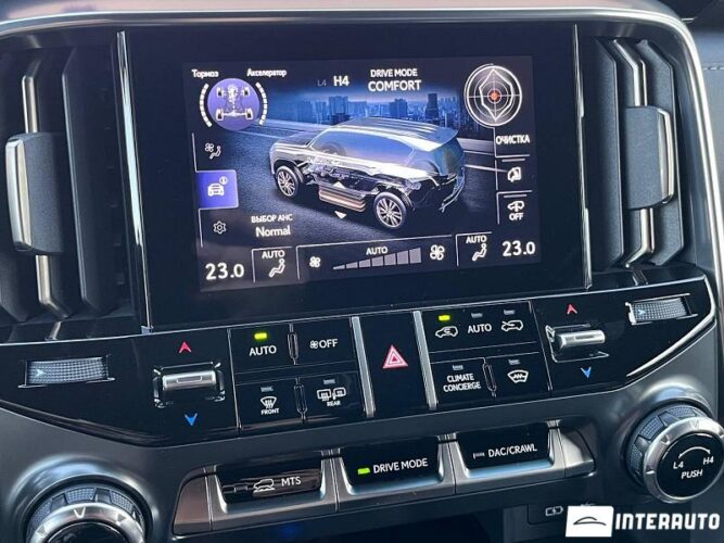 Lexus LX 500d 52 interauto-car