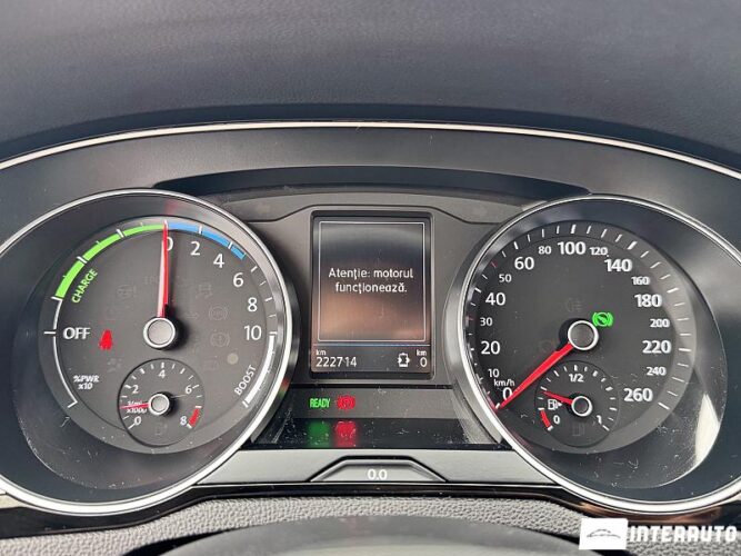 Volkswagen Passat GTE 39 interauto-car