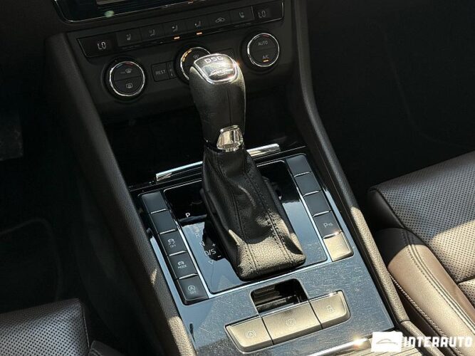 Skoda Superb 46 interauto-car