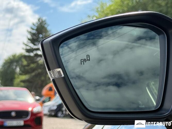 Skoda Superb 37 interauto-car