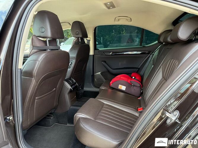 Skoda Superb 50 interauto-car