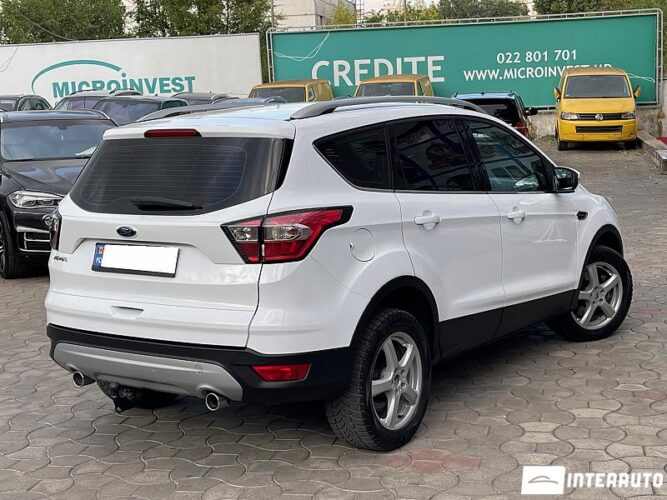 Ford Kuga 32 interauto-car