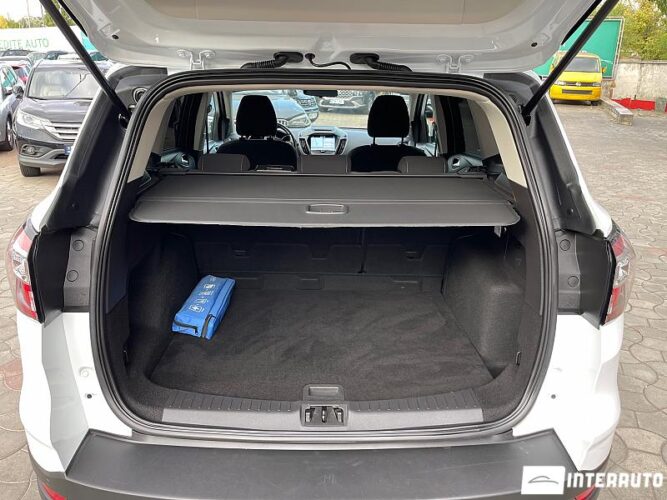 Ford Kuga 47 interauto-car