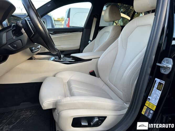 BMW 530e 38 interauto-car