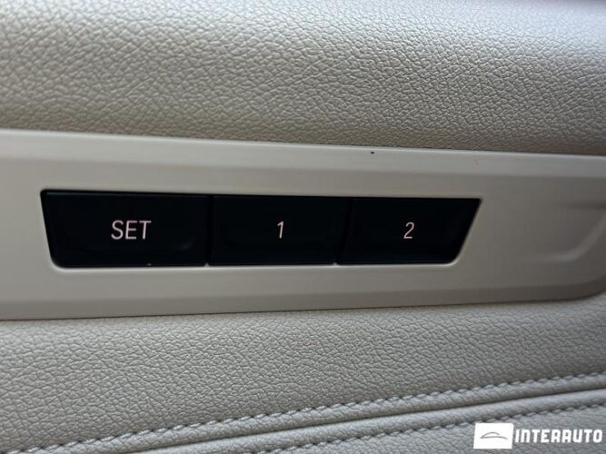 BMW 530e 49 interauto-car