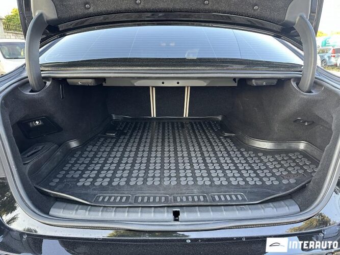 BMW 530e 56 interauto-car