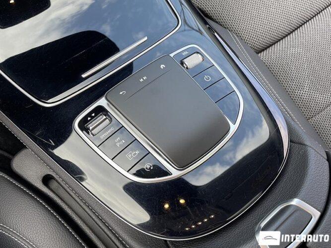 Mercedes E 220 50 interauto-car